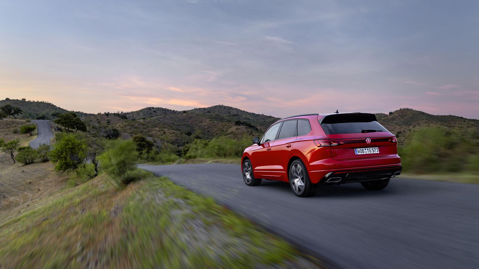 Los cambios que afectan al aspecto de este SUV no son muy grandes, especialmente visto desde atrás.