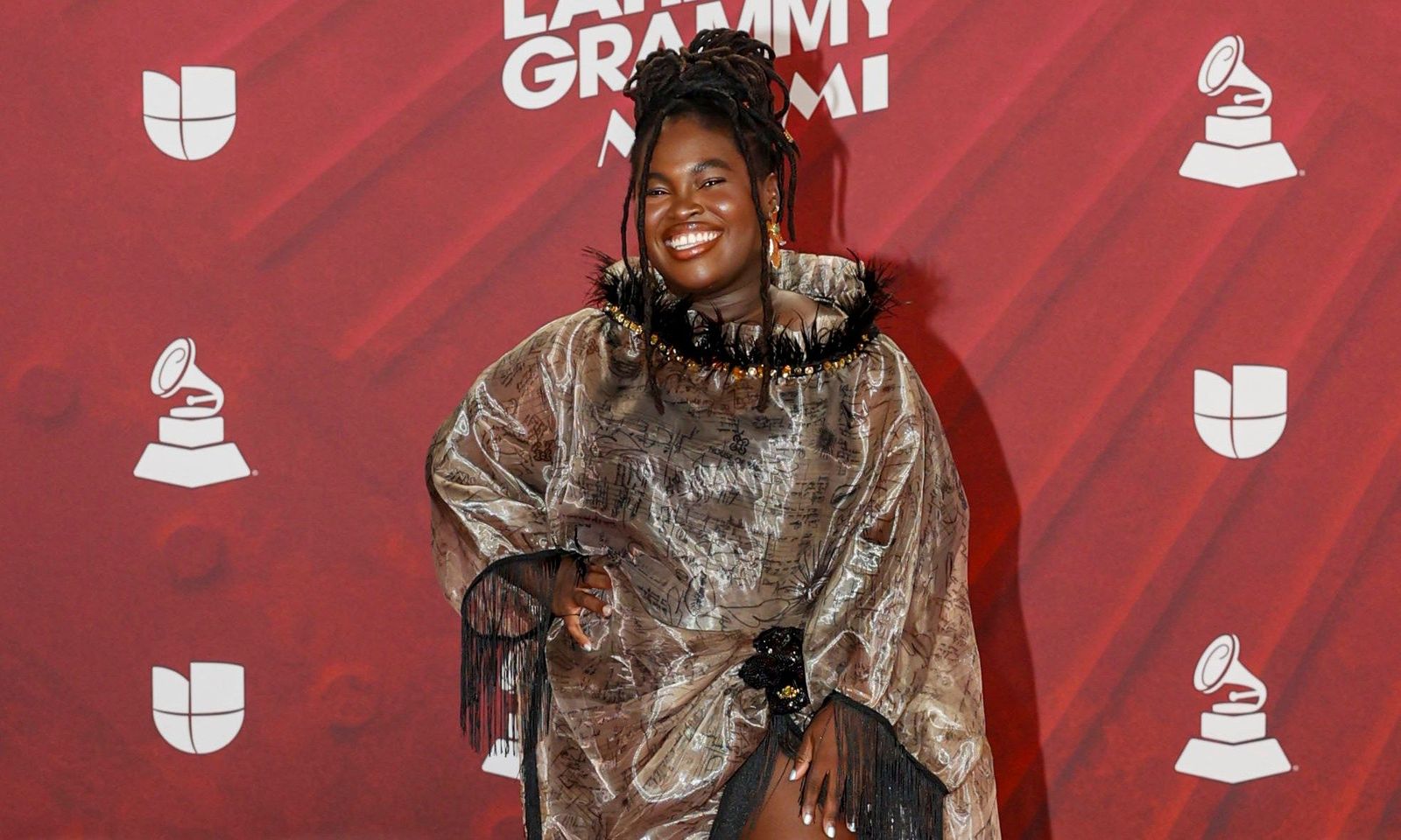 Todos los famosos, tendencias y curiosidades en la alfombra roja de la 25 edición de los Grammy Latinos