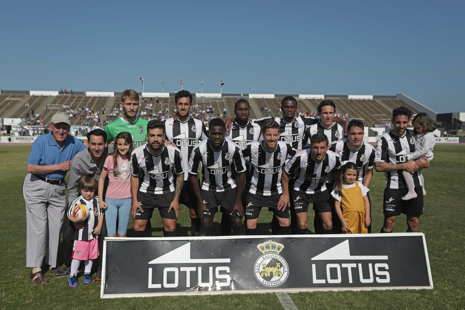 Formación inicial de la Balona en su último partido en casa, ante el Don Benito