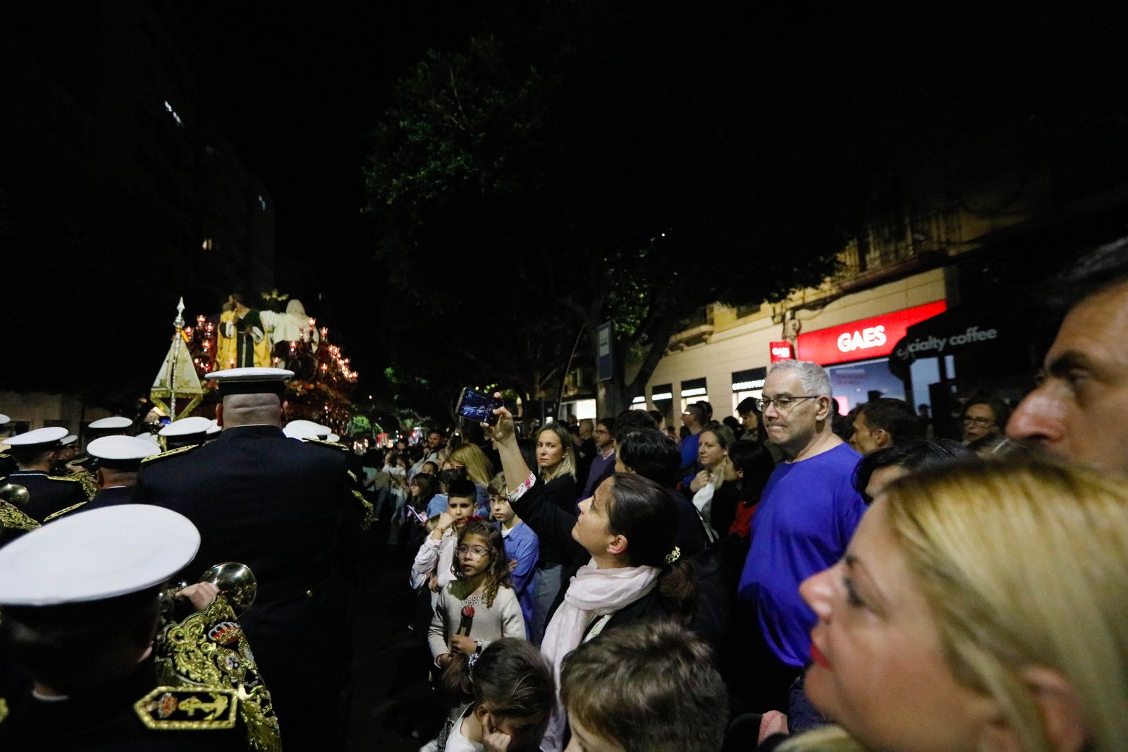 Te contamos en imágenes la Santa Cena tras la lluvia en la ciudad