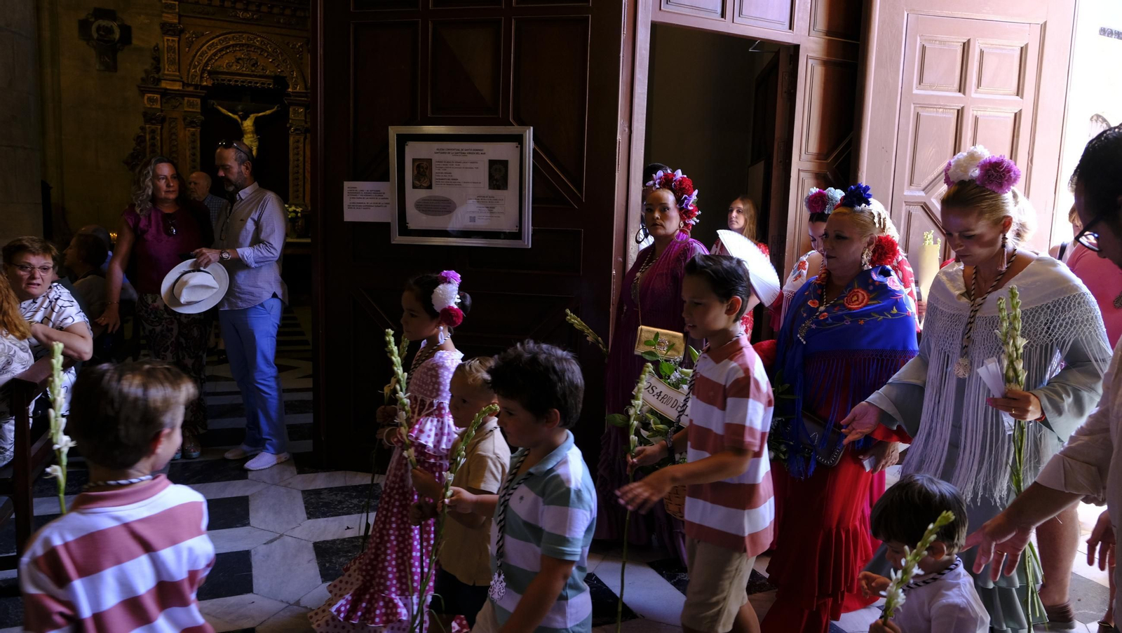 La ofrenda floral a la Virgen del Mar en la Feria de Almería 2025, en imágenes