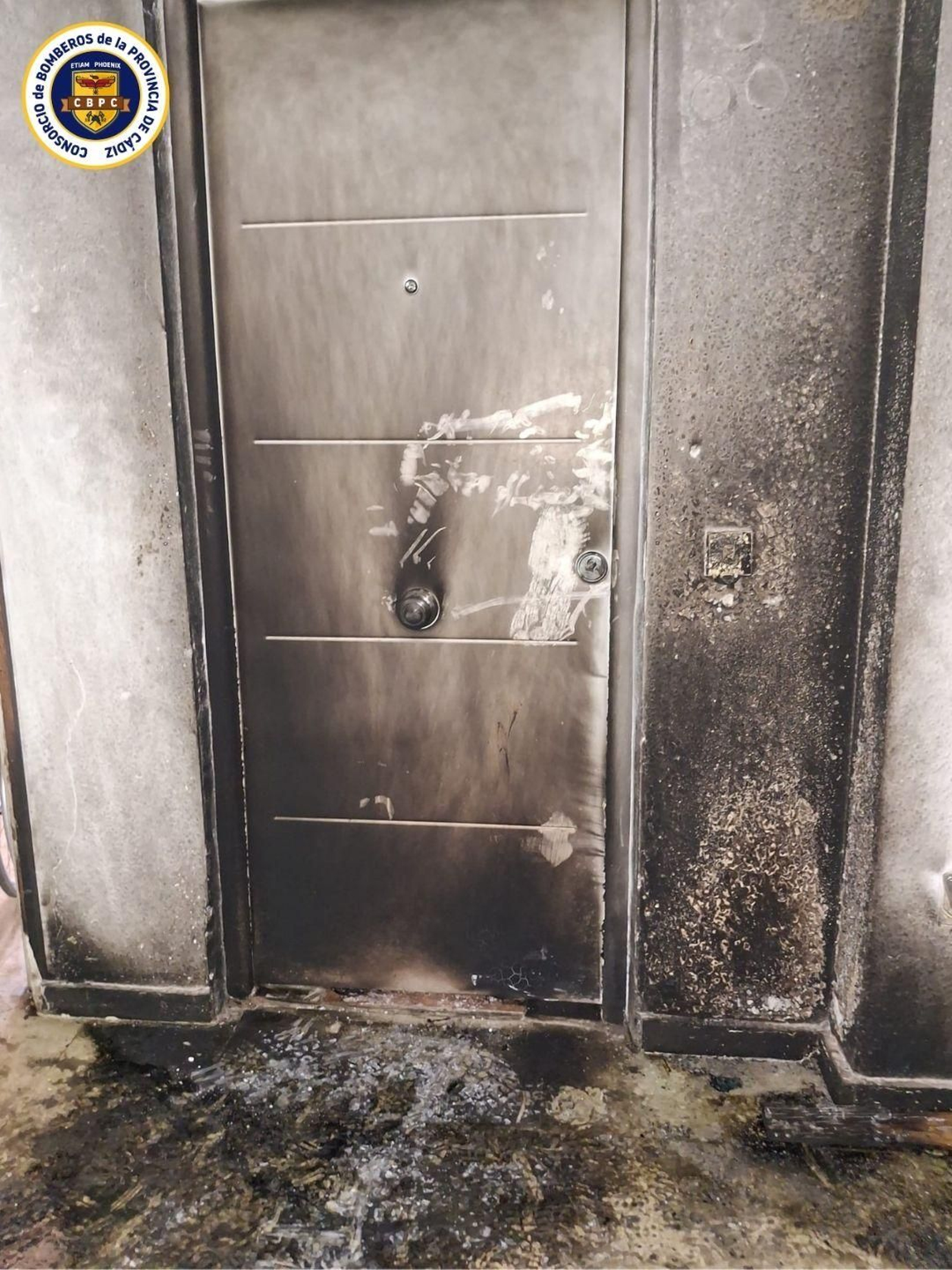 La vivienda afectada por el fuego.