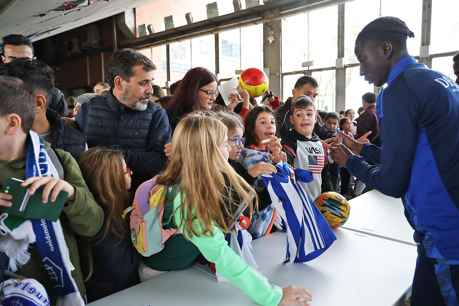 Imágenes de los mas pequeños en el entrenamiento del Recreativo de Huelva