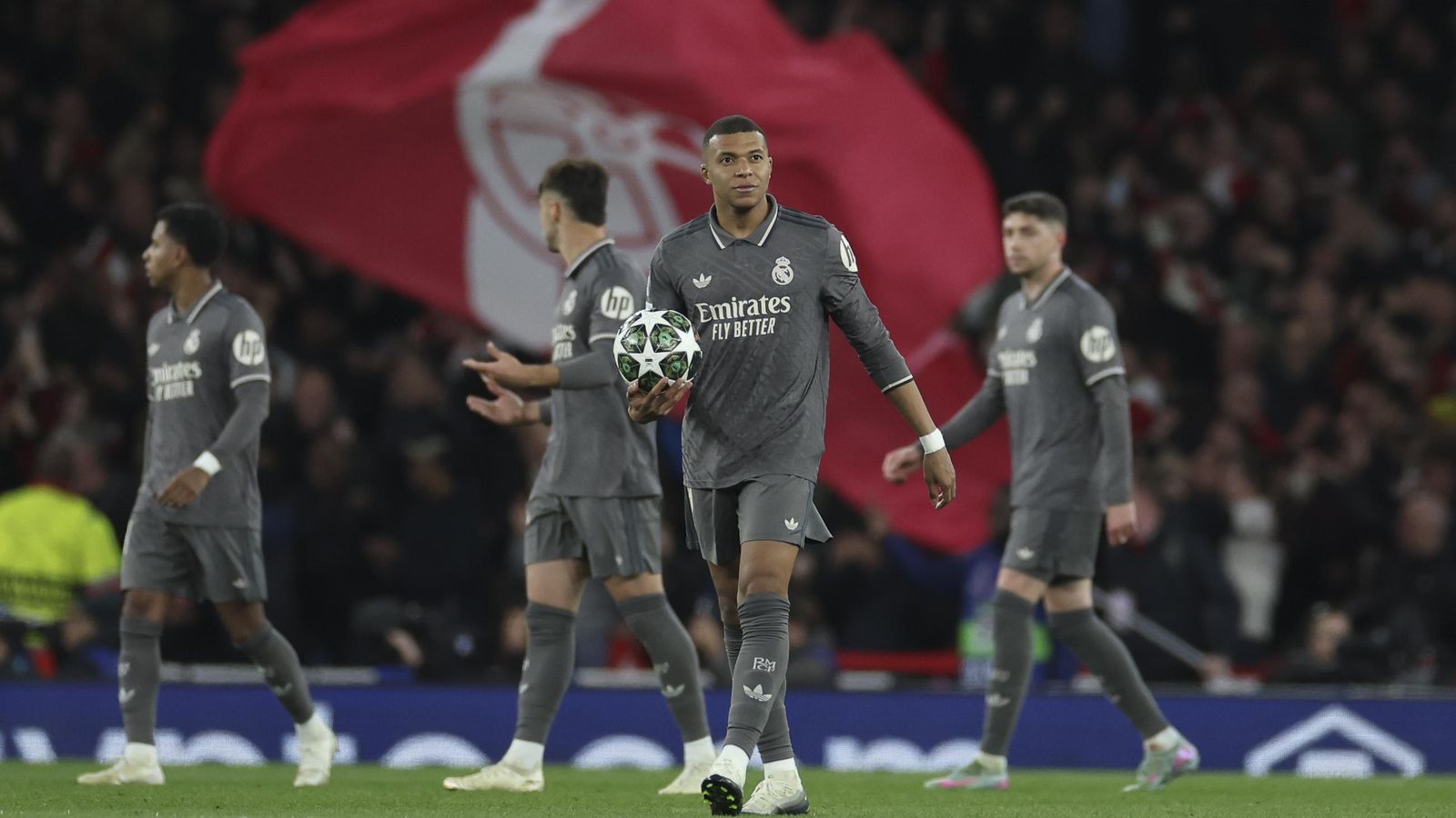 Las mejores fotos del Arsenal - Real Madrid