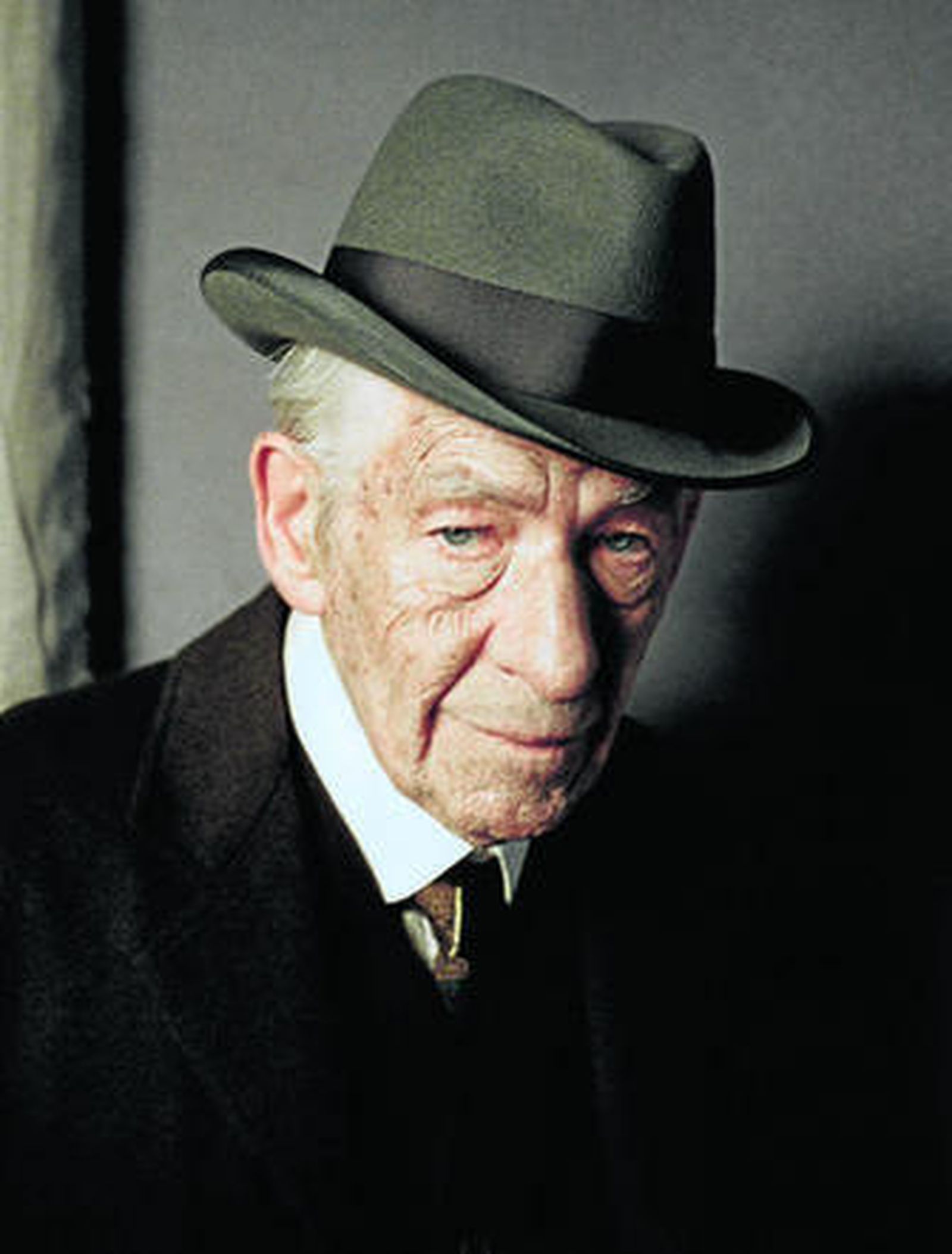 Un estupendo Ian McKellen da una nueva vida al mítico Sherlock Holmes.