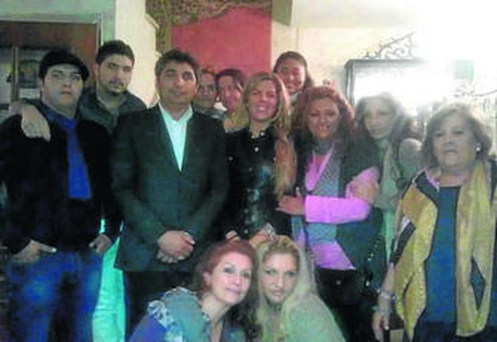 El grupo de los fundadores de la nueva iglesia en un encuentro reciente.