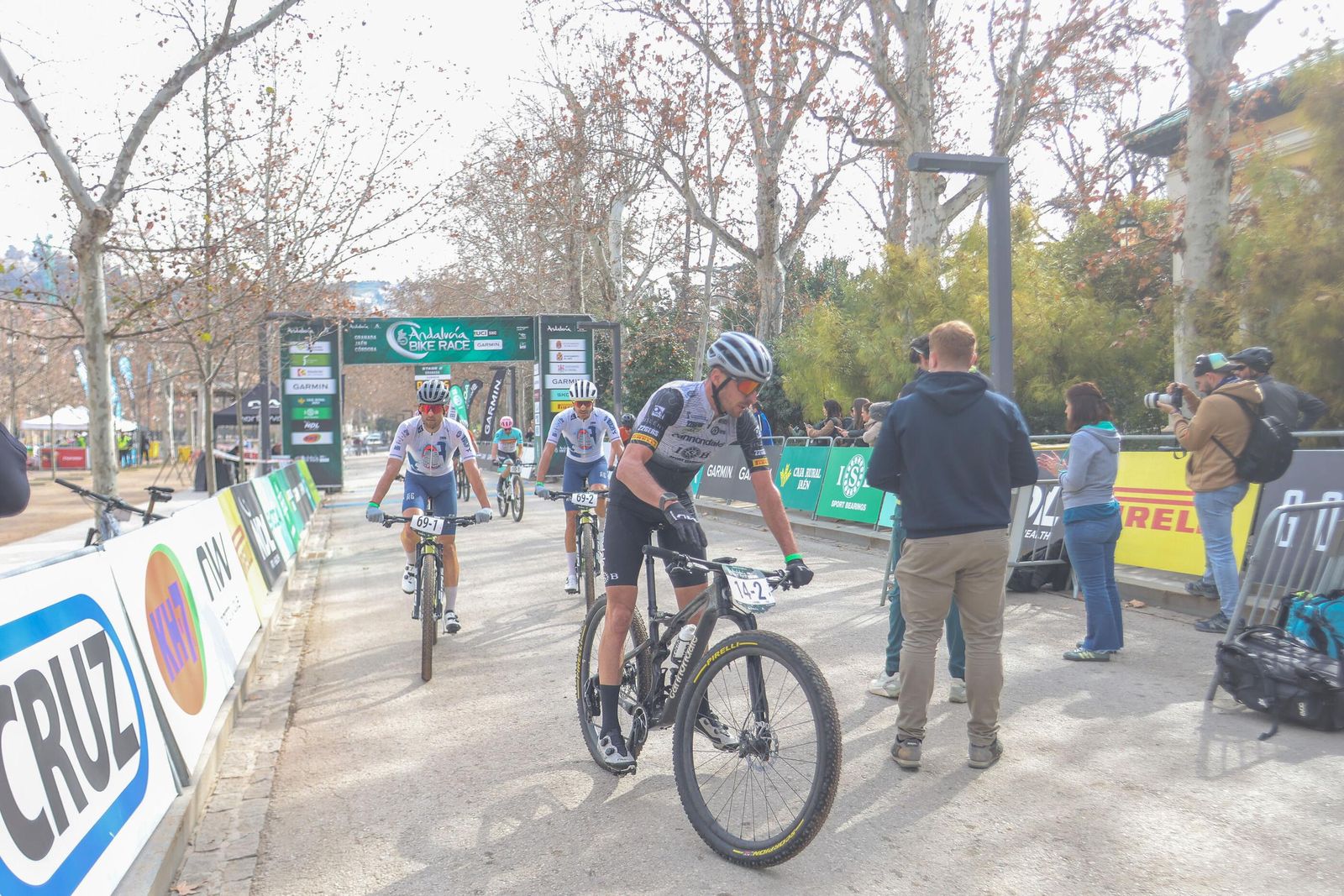 Las mejores imágenes de la segunda etapa de la Andalucía Bike Race