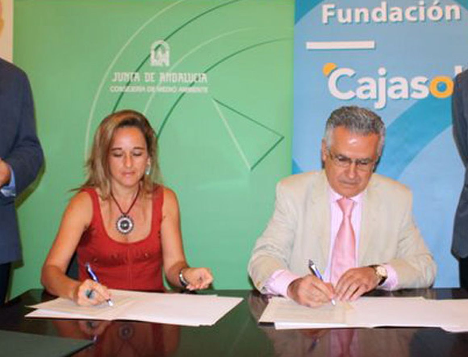 Medio Ambiente promueve con Cajasol un programa de visitas escolares a Marismas Odiel