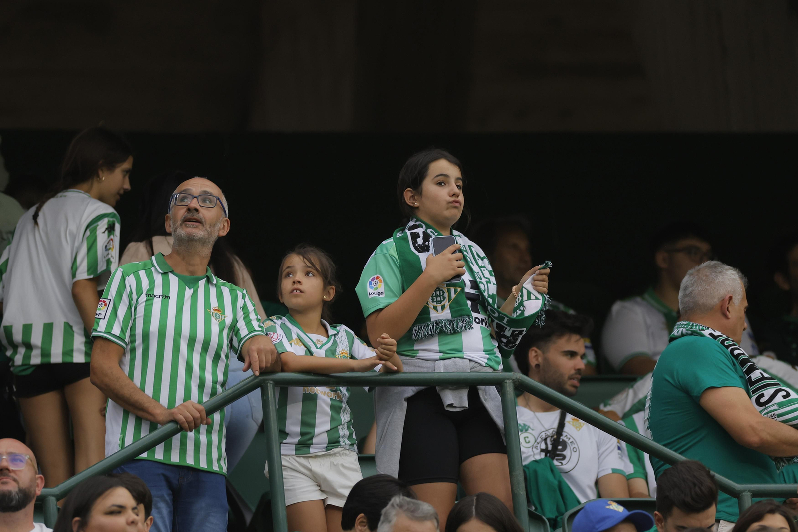 Búscate en las fotos de la despedida de Joaquín