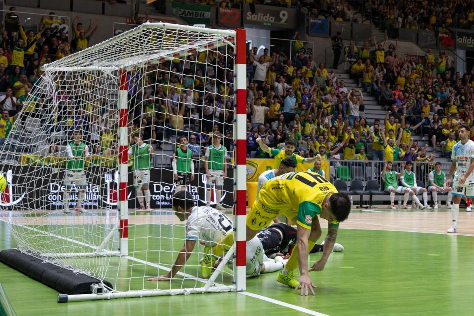 Partido Jaén Paraíso Interior contra Noia, en imágenes