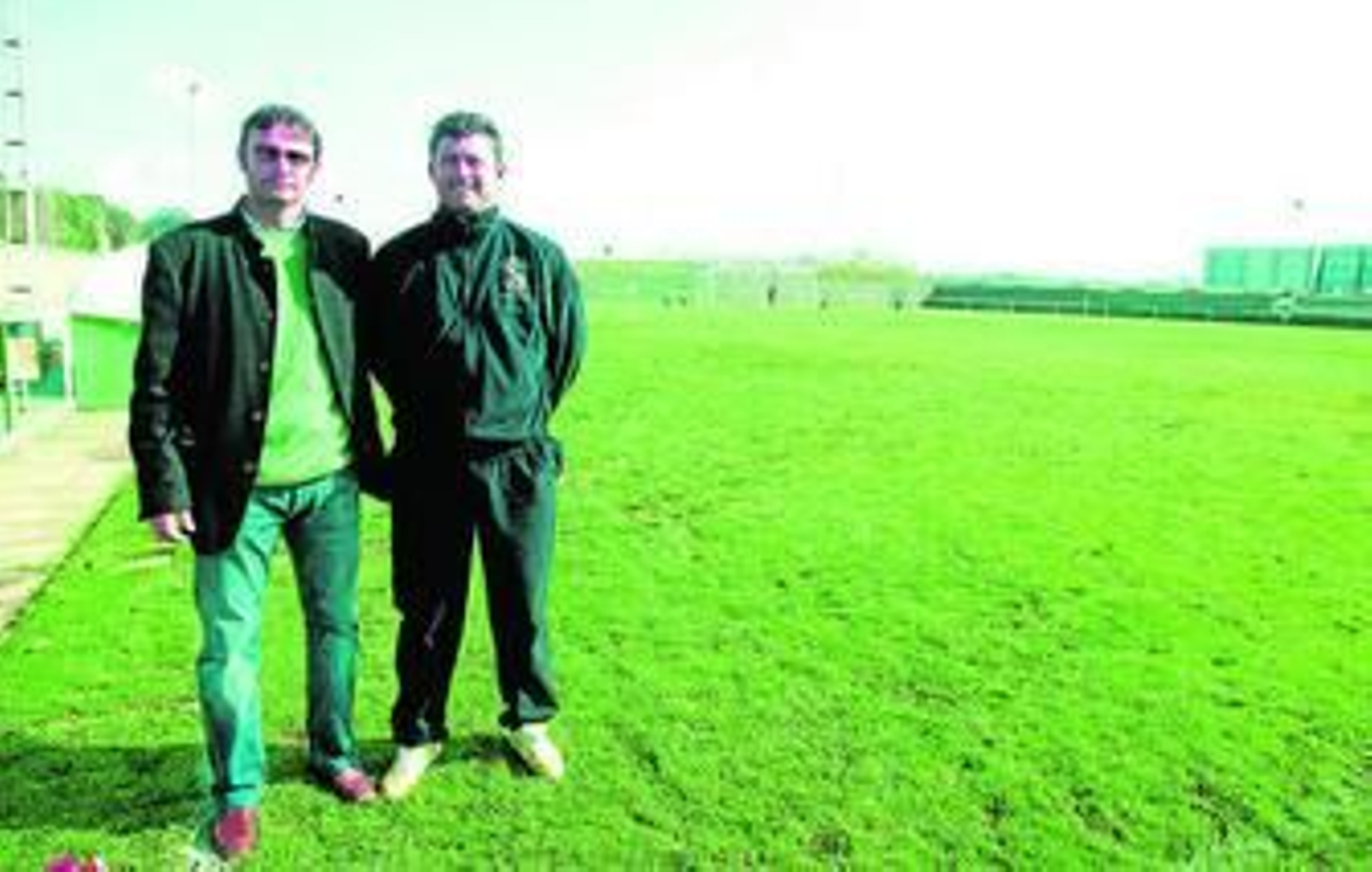 Pacheco (i) y Ahumada, los héroes de la primera salvación en Sanlúcar, juntos años después, en el Cortijillos.