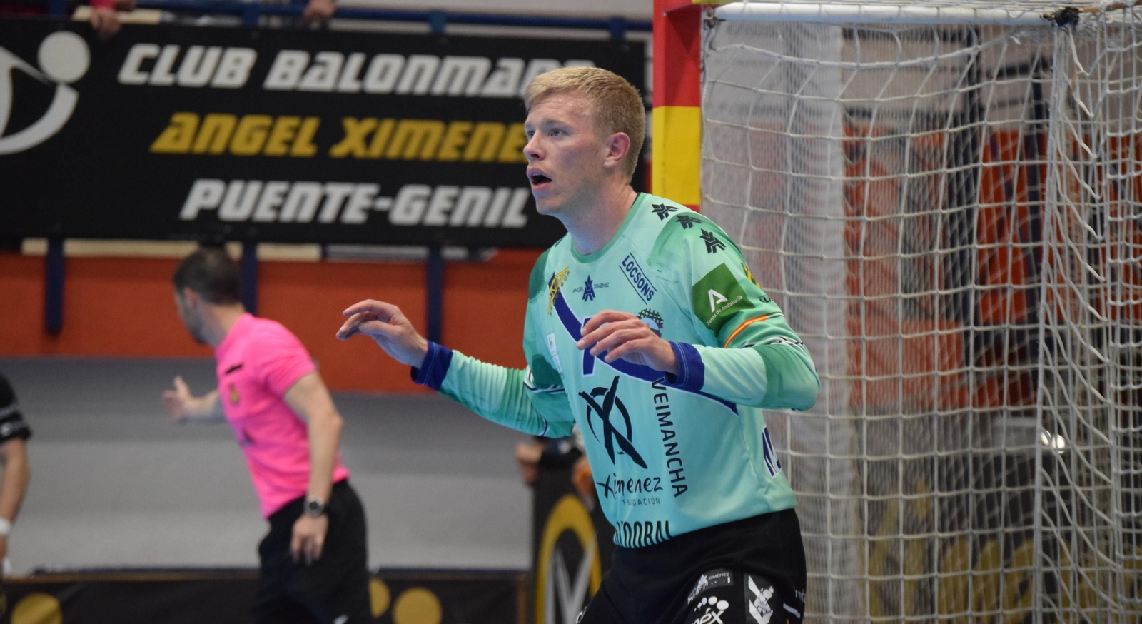 Nordlander defiende la portería en un partido del Ángel Ximénez. Nordlander defiende la portería en un partido del Ángel Ximénez.