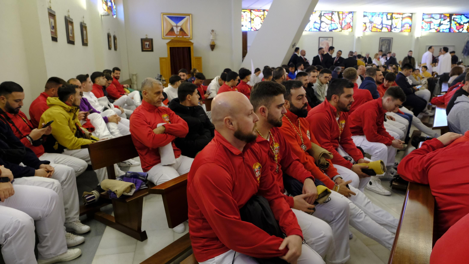 El Resucitado de Almería se suspende por la lluvia, en imágenes