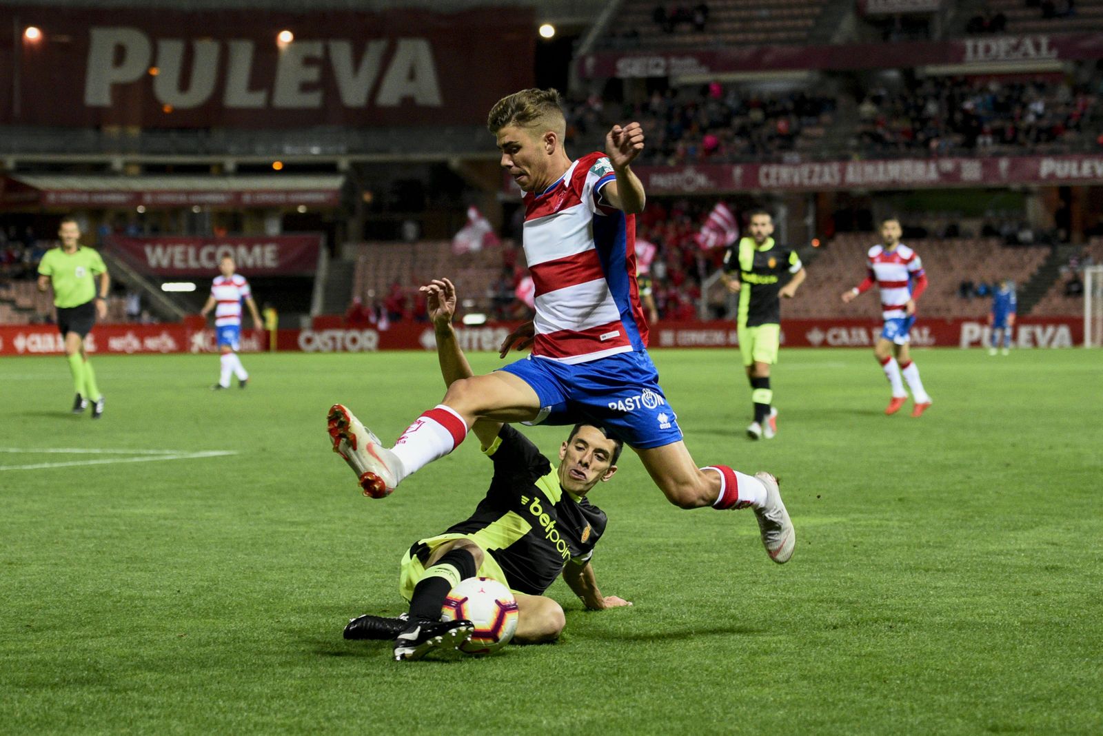 Pozo fue incesante en ataque y constante en defensa ayer.
