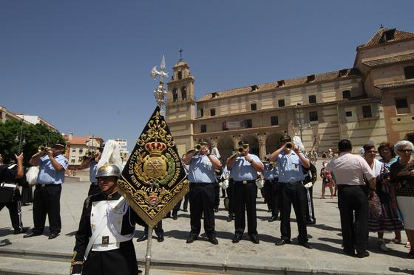 Málaga ya luce de feria