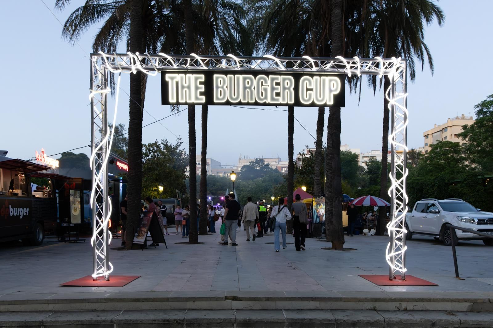 The Burger Cup: las hamburguesas más originales que puedes probar en el Parque de la Concordia
