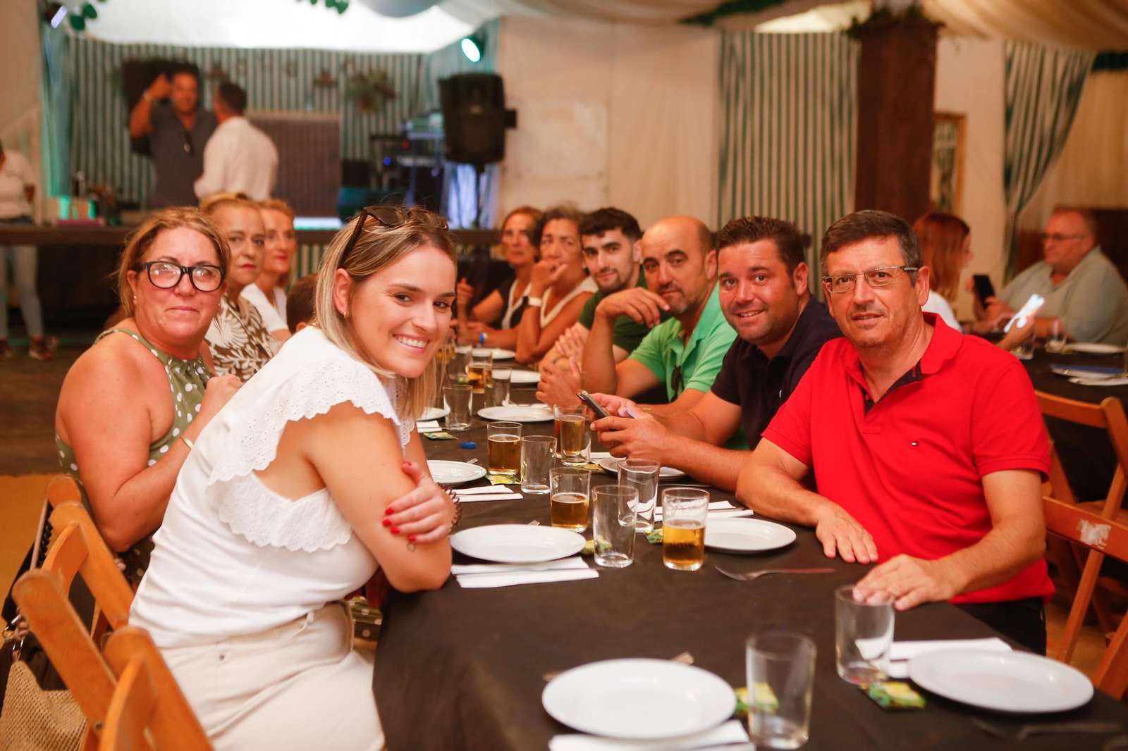 Búscate en las fotos del lunes en la Feria de Tarifa