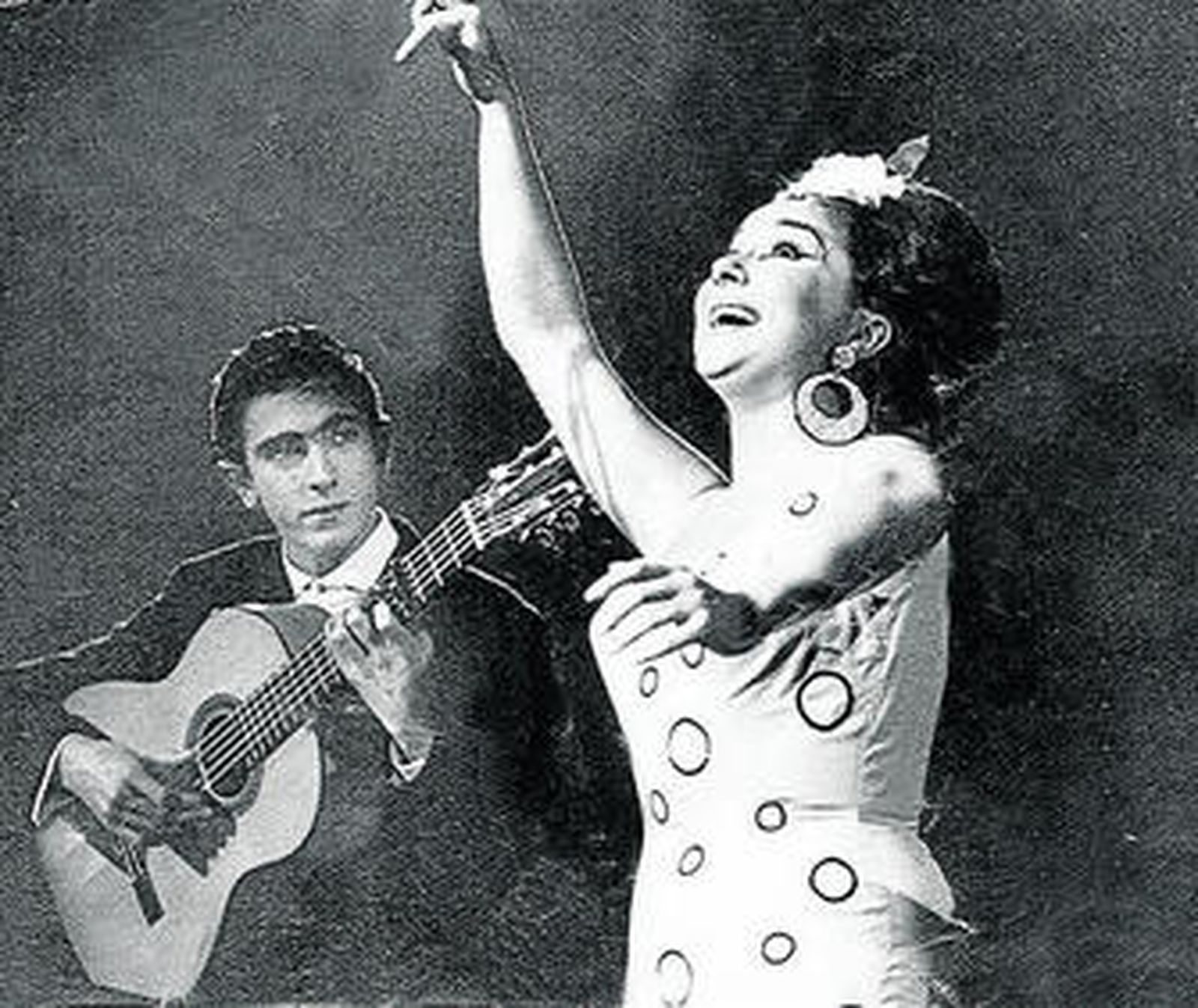 Una arrebatadora dama de la Copla