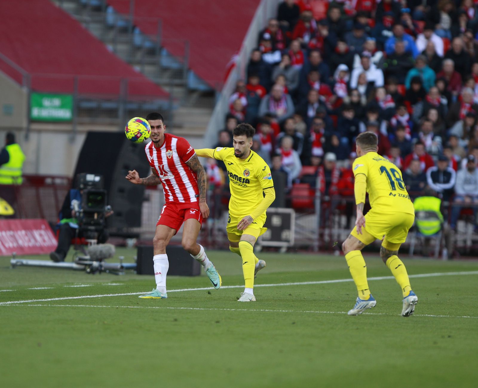 Imágenes de la derrota de la U.D. Almería ante el Villarreal por 0 a 2