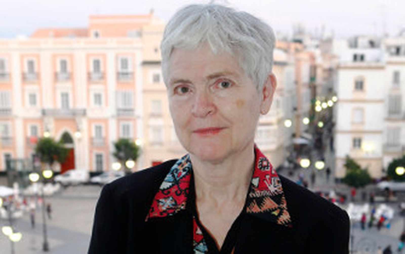 "El éxito en la educación se basa en la exigencia al profesor y al alumno"