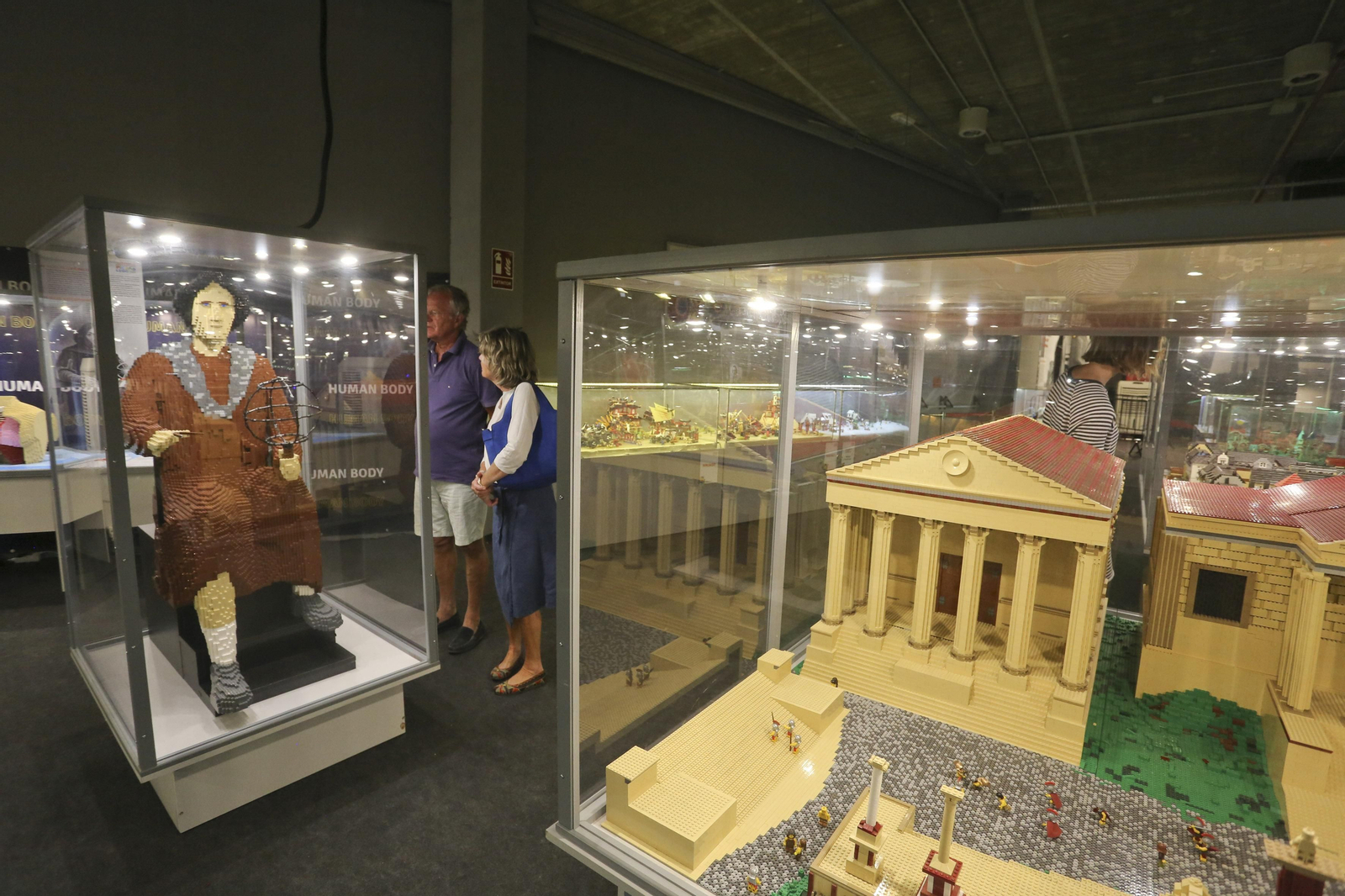 Las fotos de la exposición de Lego en el Muelle Uno de Málaga