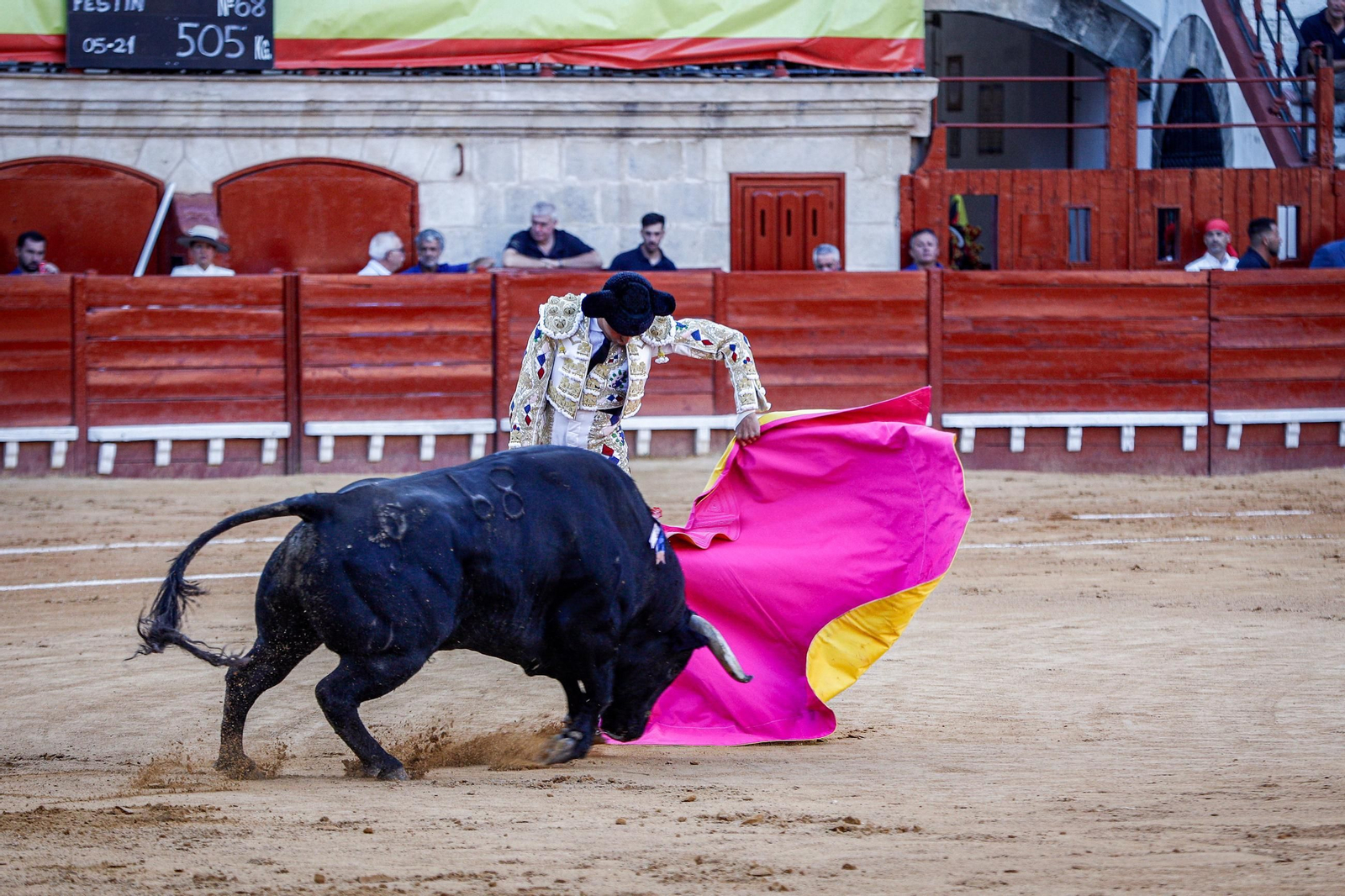 Imágenes de la corrida de toros en El Puerto: Manzanares, Roca Rey y Pablo Aguado