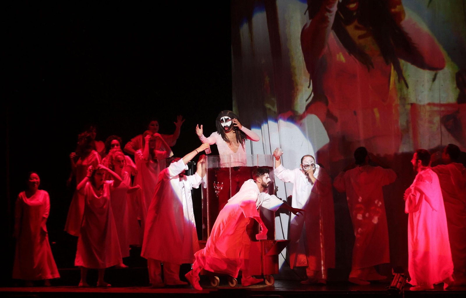 Imágenes de la ópera 'Carmina Burana' en Jerez