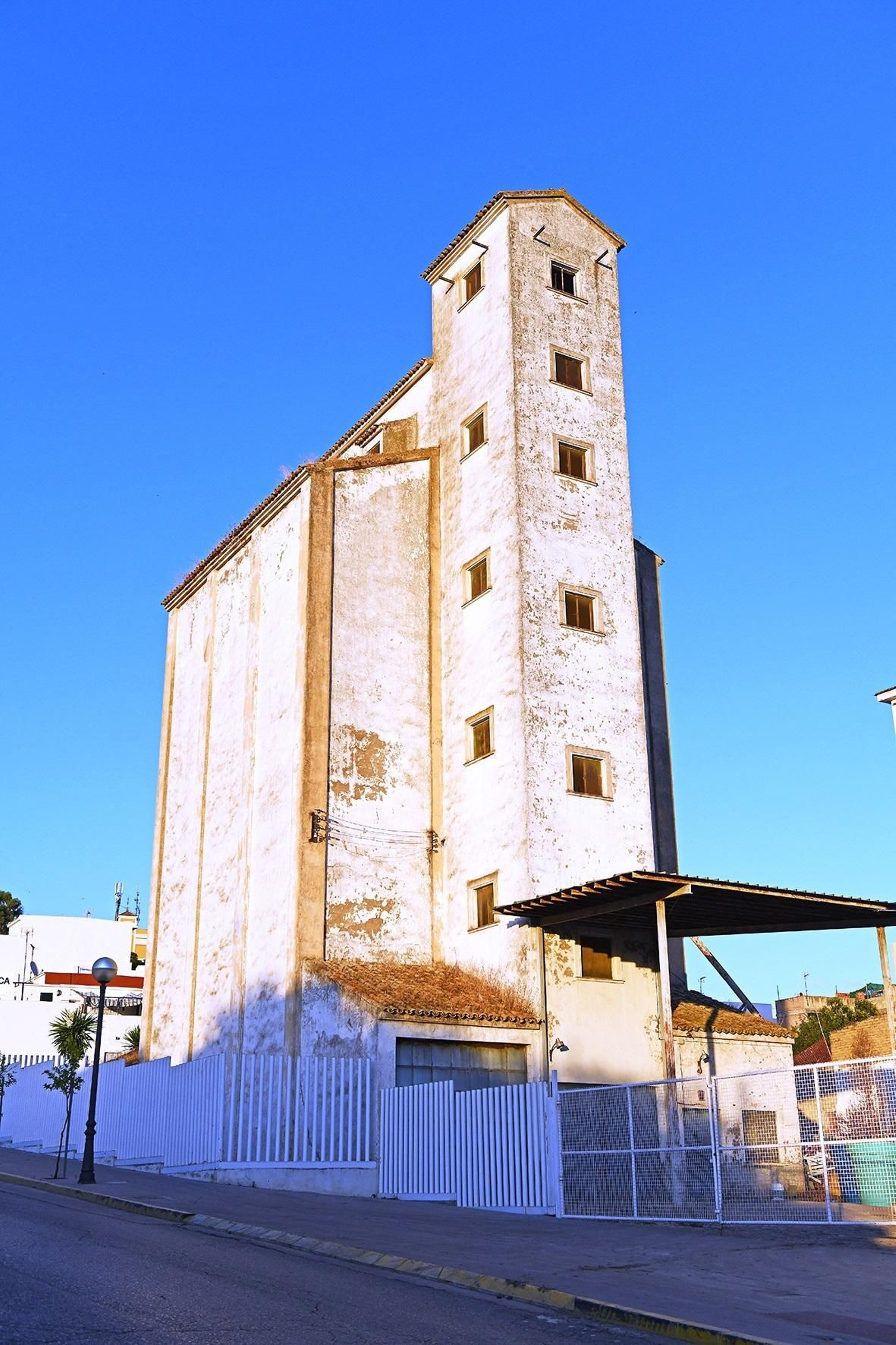Silo de la Tenería en Villamartín Silo de la Tenería en Villamartín