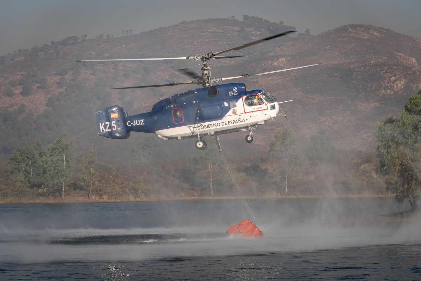 Imágenes del incendio en La Zarza