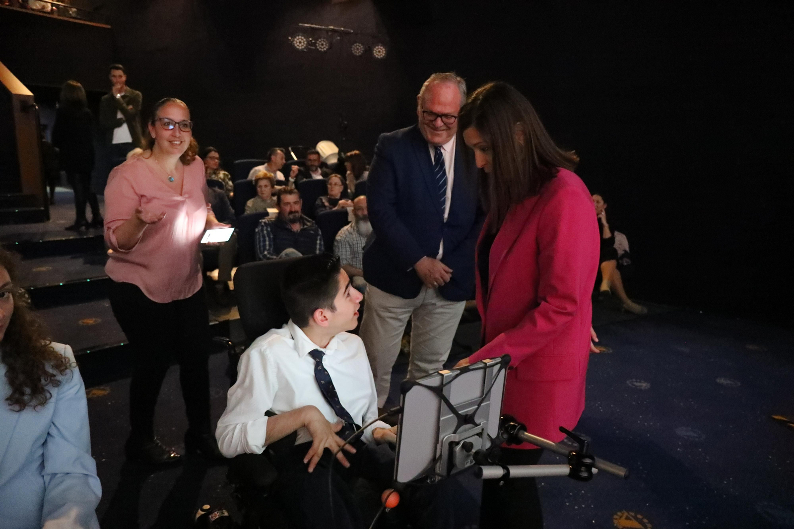 Las imágenes del acto de entrega de premios a los mejores expedientes académicos en San Fernando