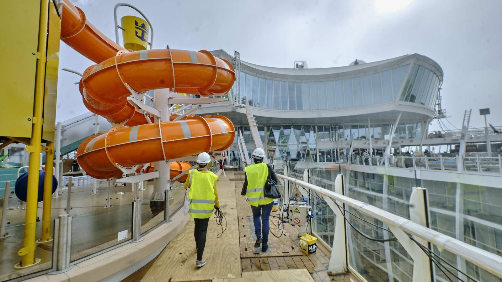 Obras en el buque 'Oasis of the Seas' Obras en el buque 'Oasis of the Seas'