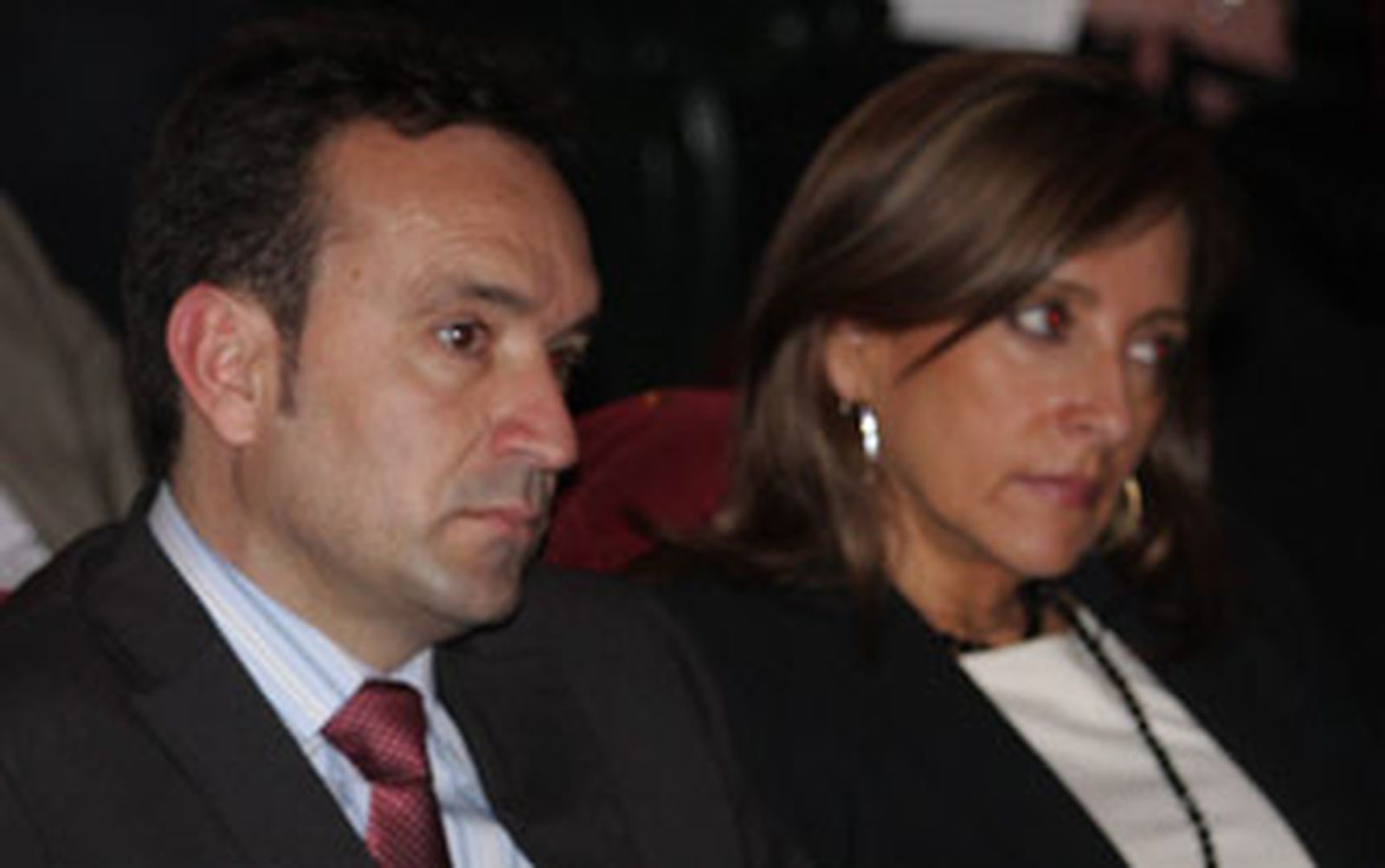 Sánchez destaca que en el contrato de su marido "no hubo irregularidad alguna"