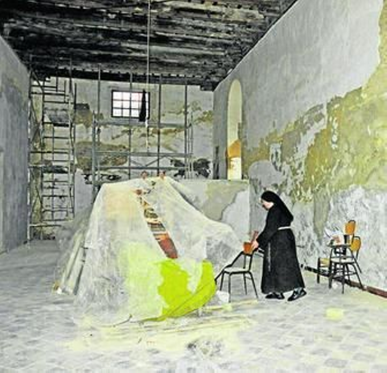 Antiguo dormitorio comunal, una sala monumental ahora sin uso.