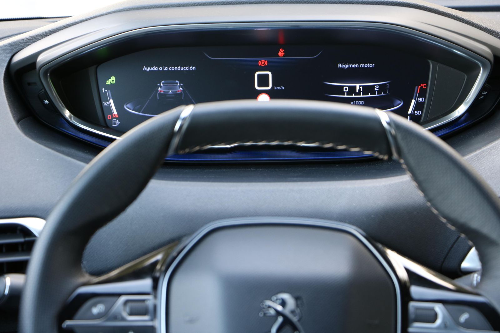 Vista del interior del Peugeot 3008.