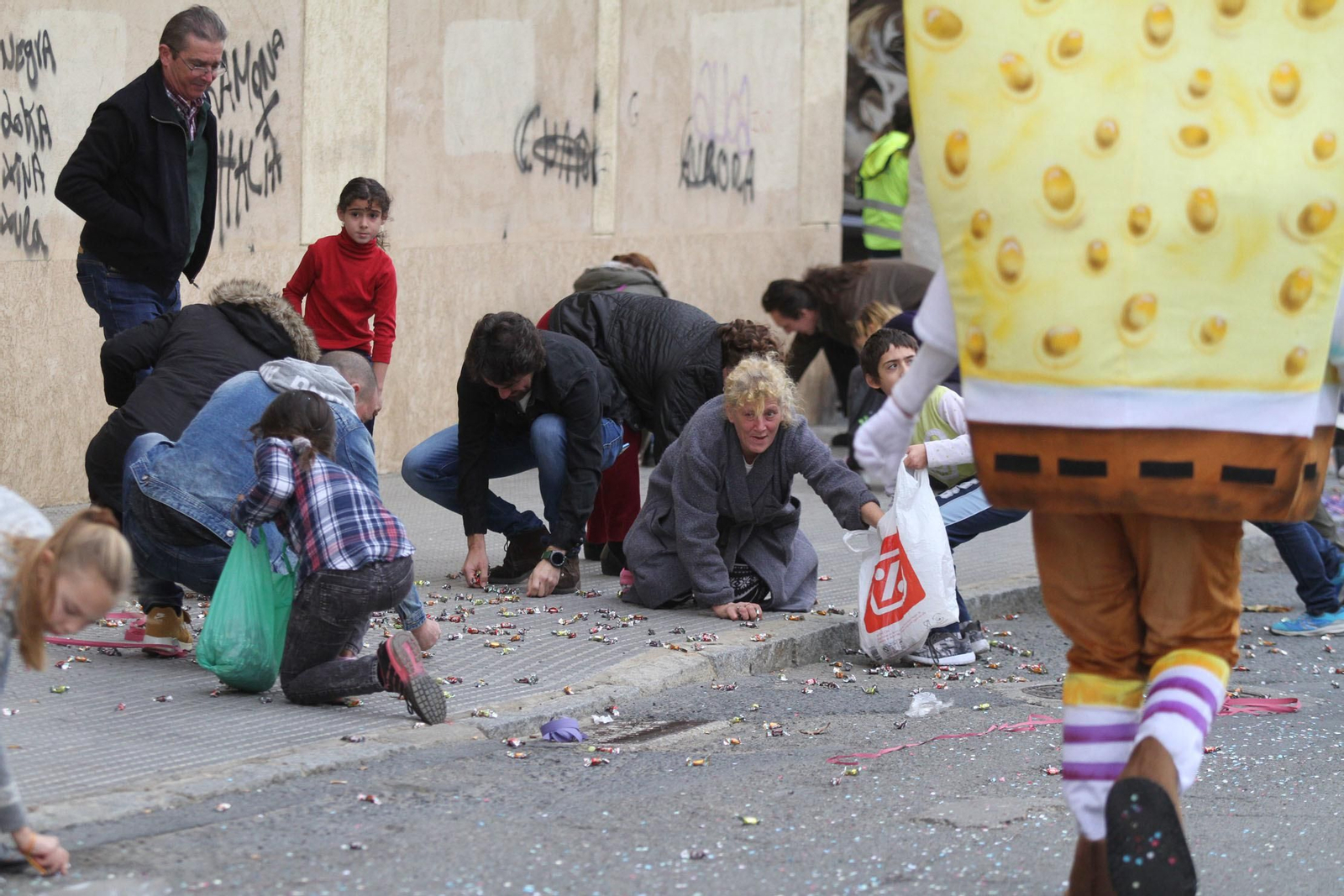 Cabalgata de los Reyes Magos 2018: Melchor, Gaspar y Baltazar adelantan su salida para llenar de ilusión las calles de Huelva