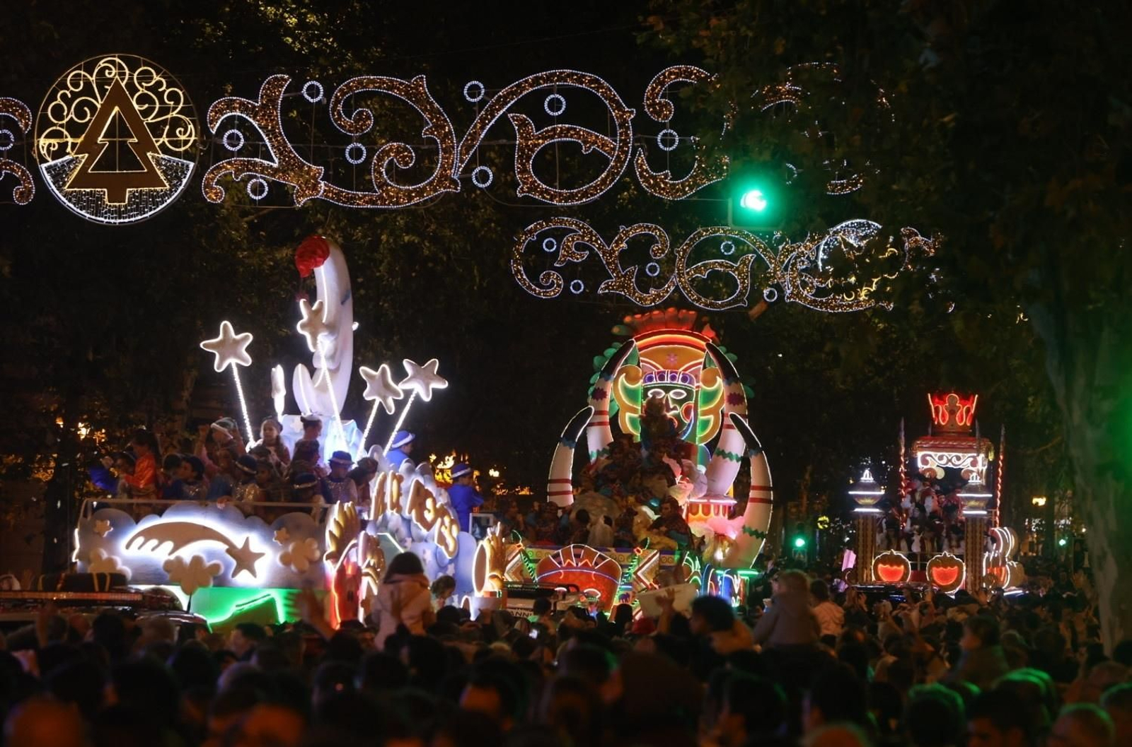Las mejores imágenes de la noche de la Cabalgata de Reyes