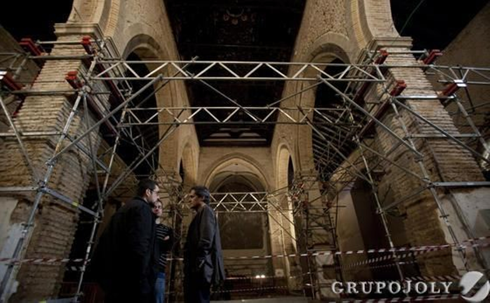 Estado de las obras de rehabilitación de la iglesia de Santa Catalina (01-02-2013)

Foto: Antonio Pizarro