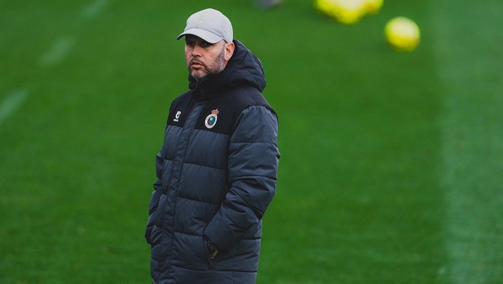 José Alberto López, durante un entrenamiento con el Racing de Santander.