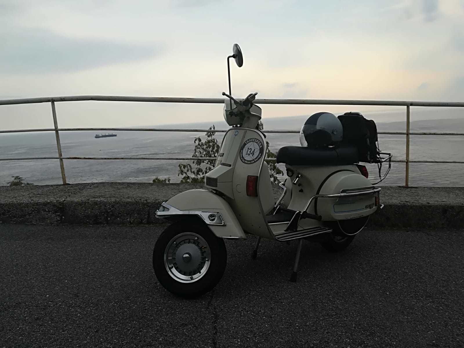 I Ruta  en Vespa por Andalucía El Avispero.