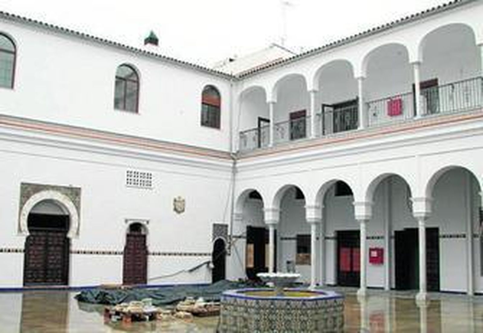 La Casa de los Artistas, donde debería haber abierto ya la residencia para la tercera edad.