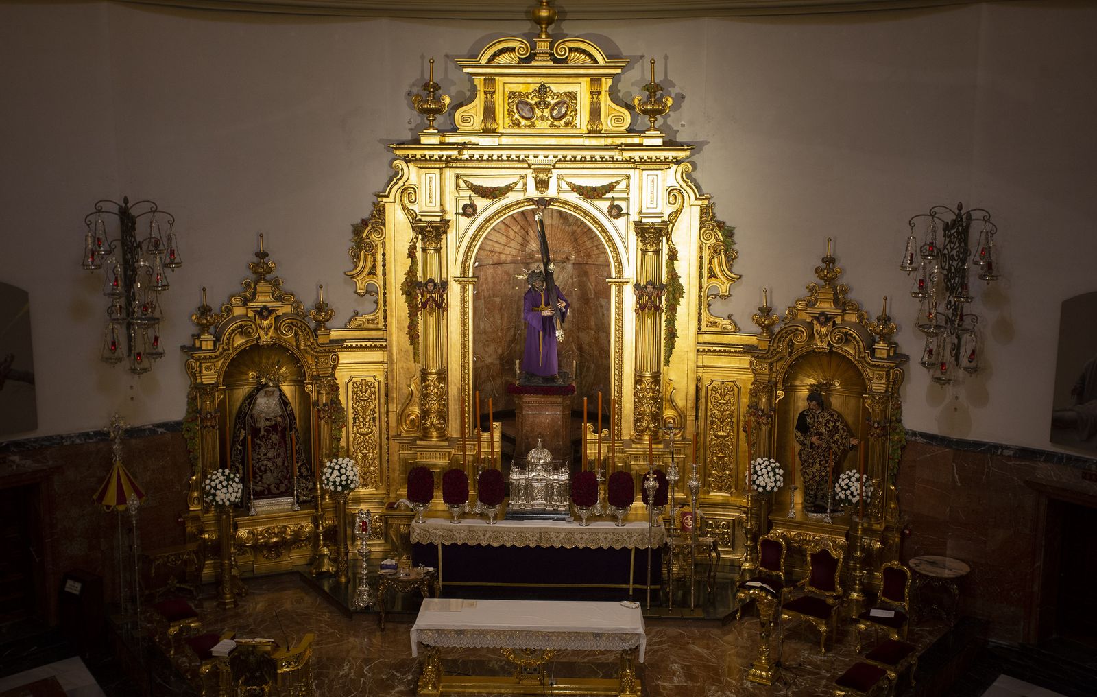 El Señor del Gran Poder en su templo