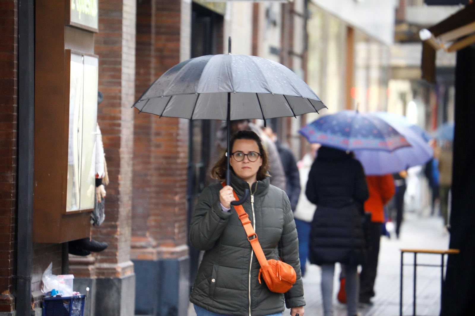 La lluvia vuelve a Córdoba con el paso de la borrasca Hipólito, en imágenes