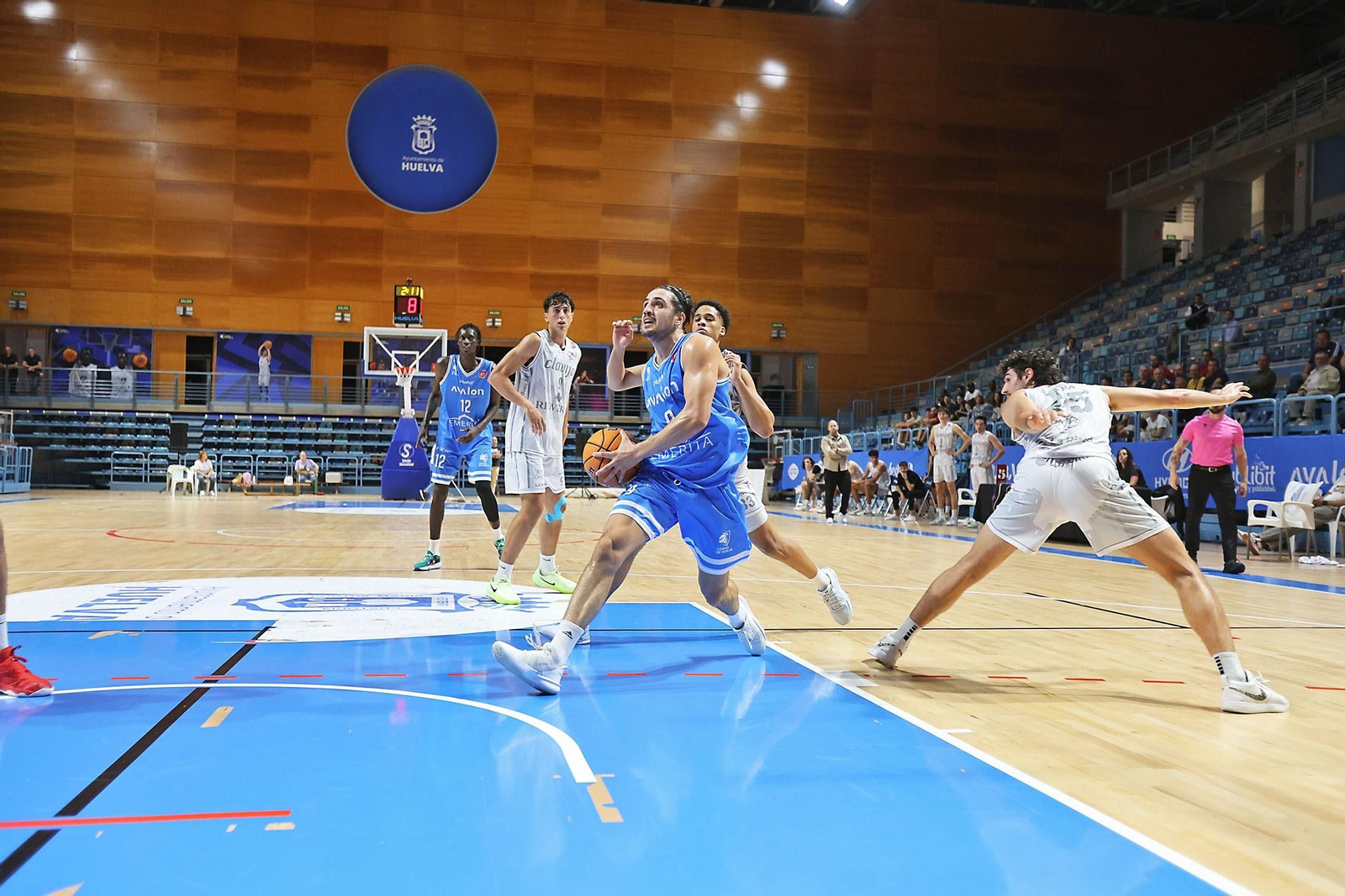 Un momento de un partido del Ciudad de Huelva de esta temporada. Un momento de un partido del Ciudad de Huelva de esta temporada.