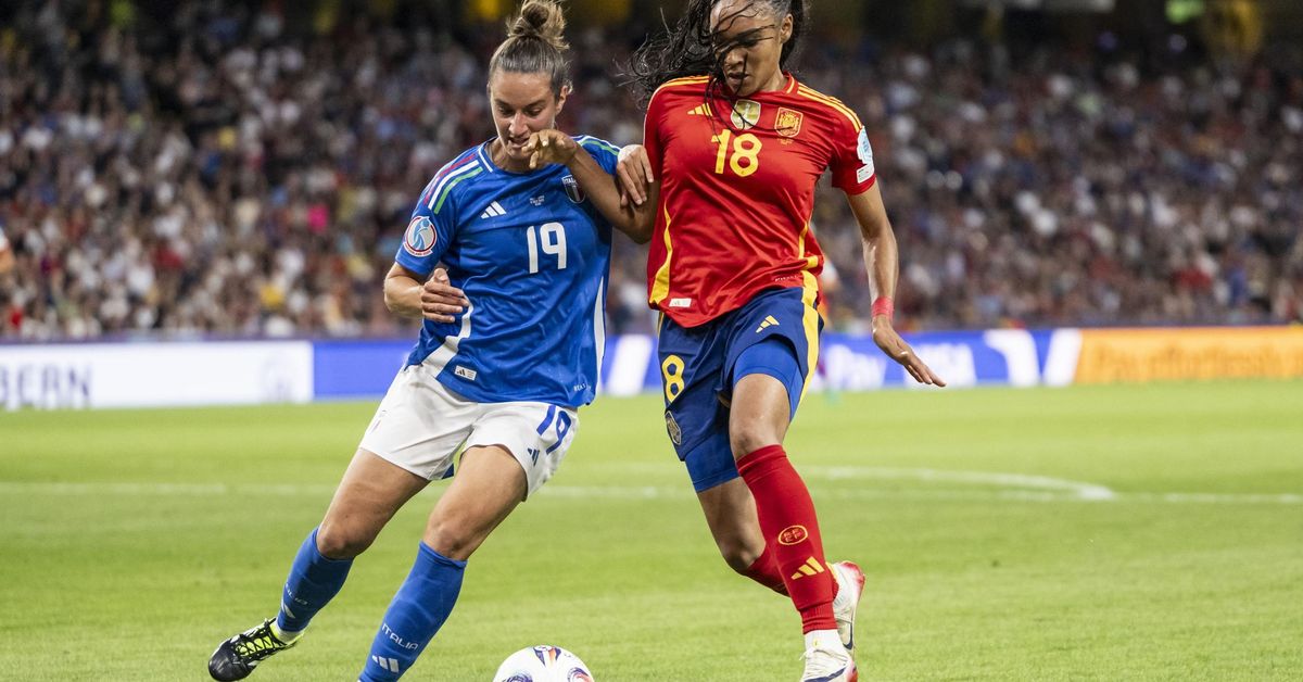 España remonta a Italia y se medirá en cuartos de la Eurocopa a Suiza (1-3)