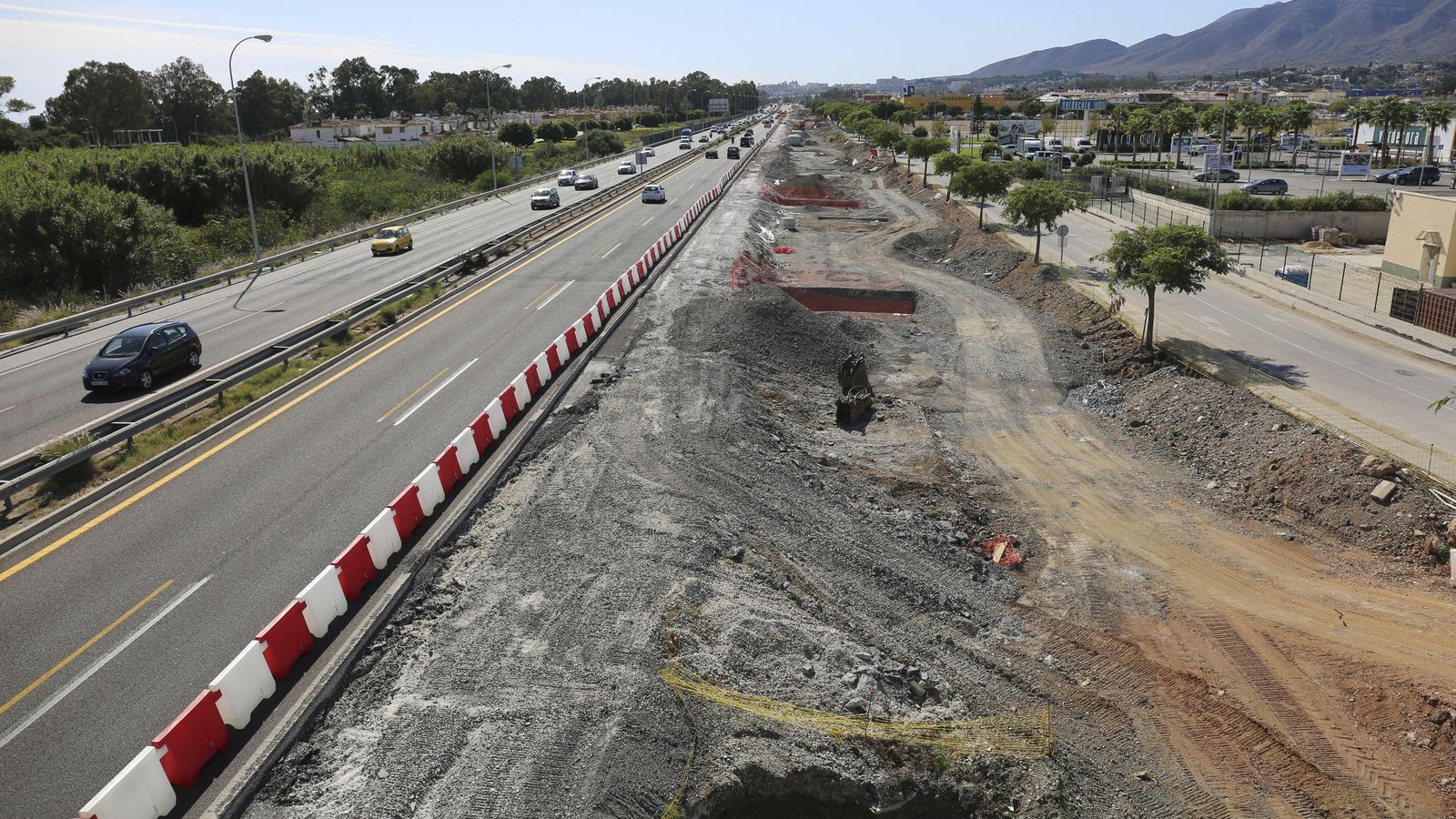 Estado de las obras de los accesos al 'outlet' del Plaza Mayor.
