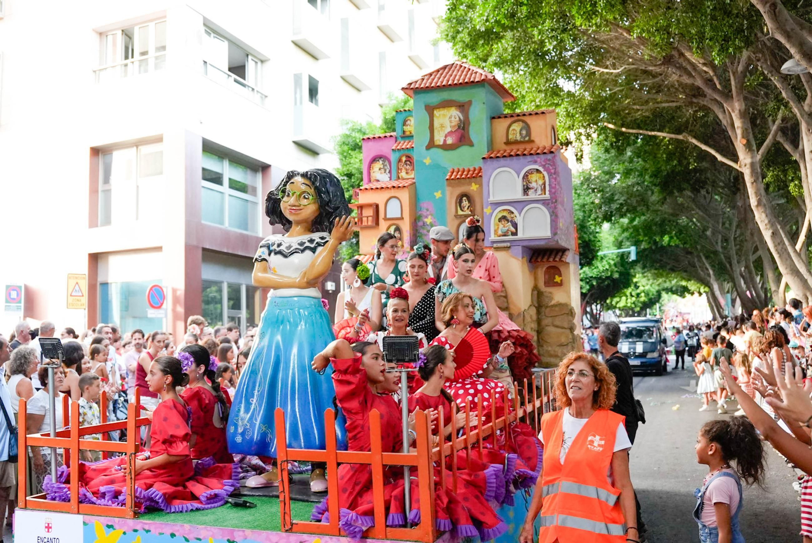 Así se ha vivido la Batalla de Flores en la Feria de Almería
