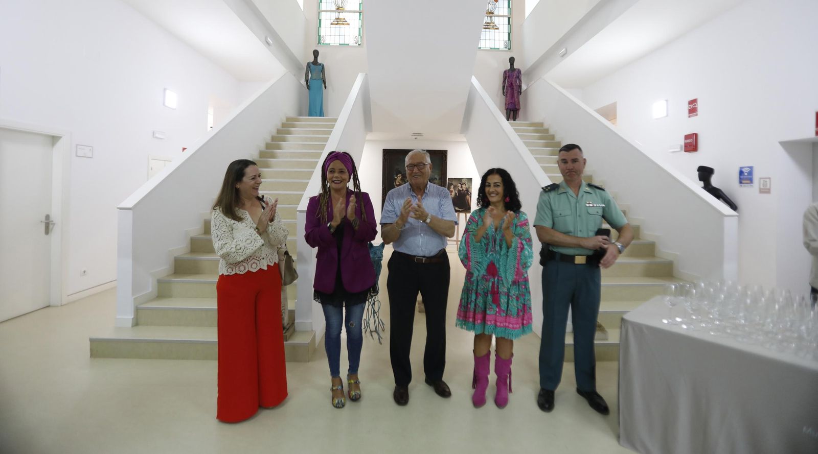 Fotos de la exposición de acuarelas y dibujos de Antonio Torremocha en La Línea