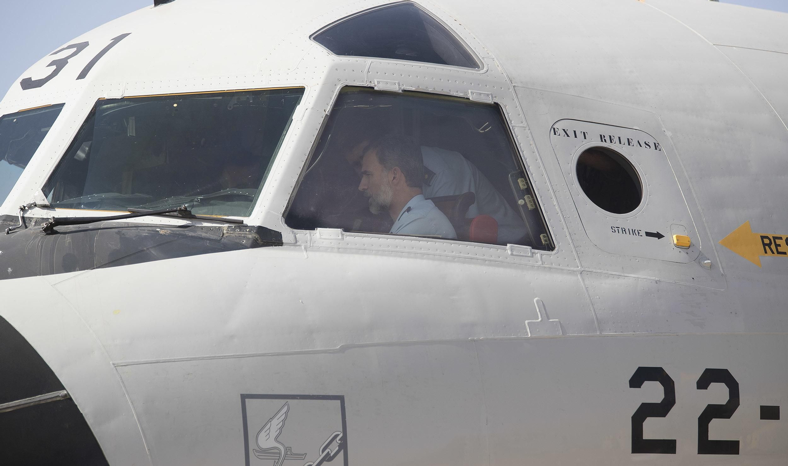 El rey Felipe VI visita la base de Morón