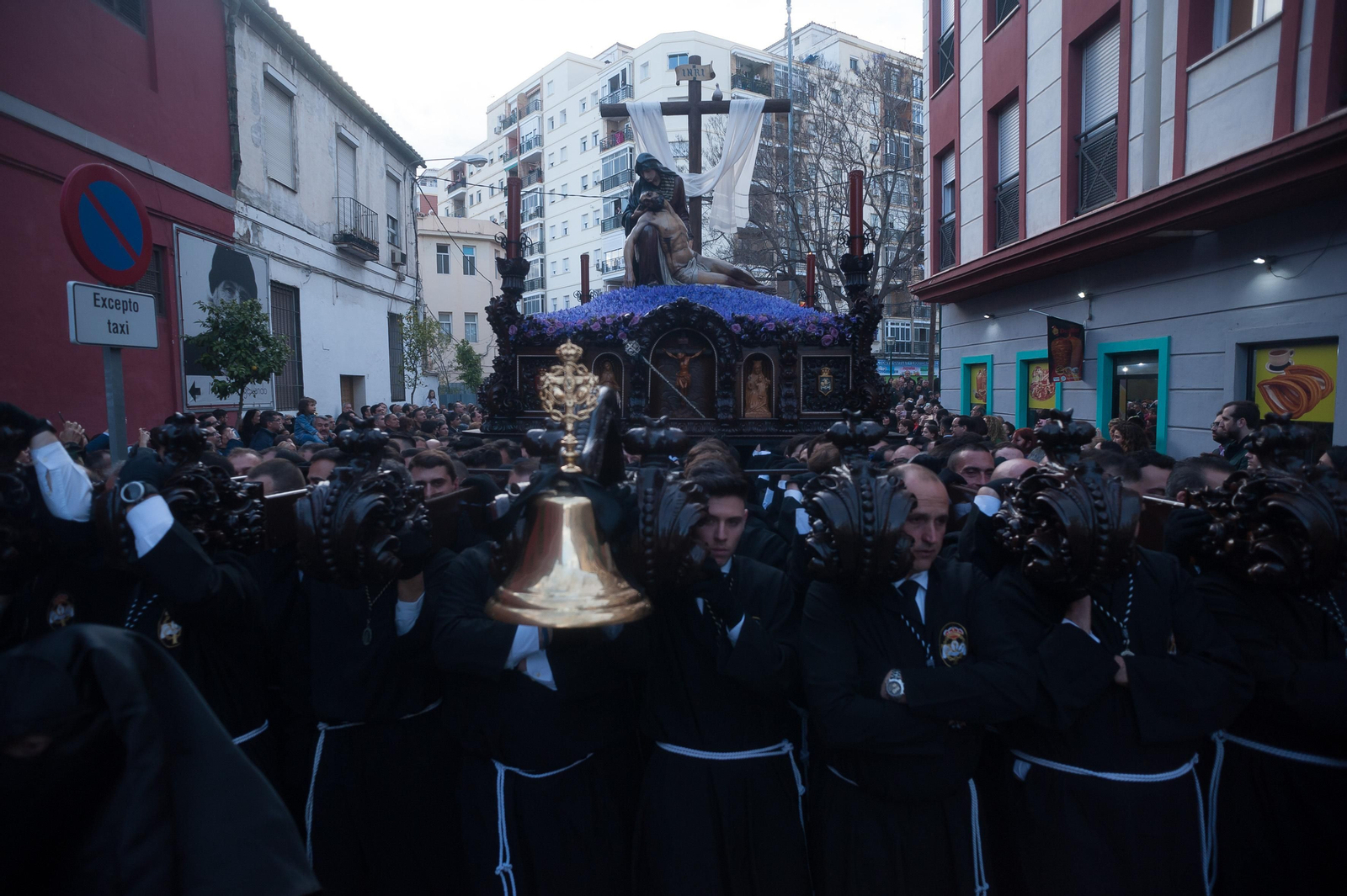 Las fotos de la Piedad del Viernes Santo en Málaga Las fotos de la Piedad del Viernes Santo en Málaga