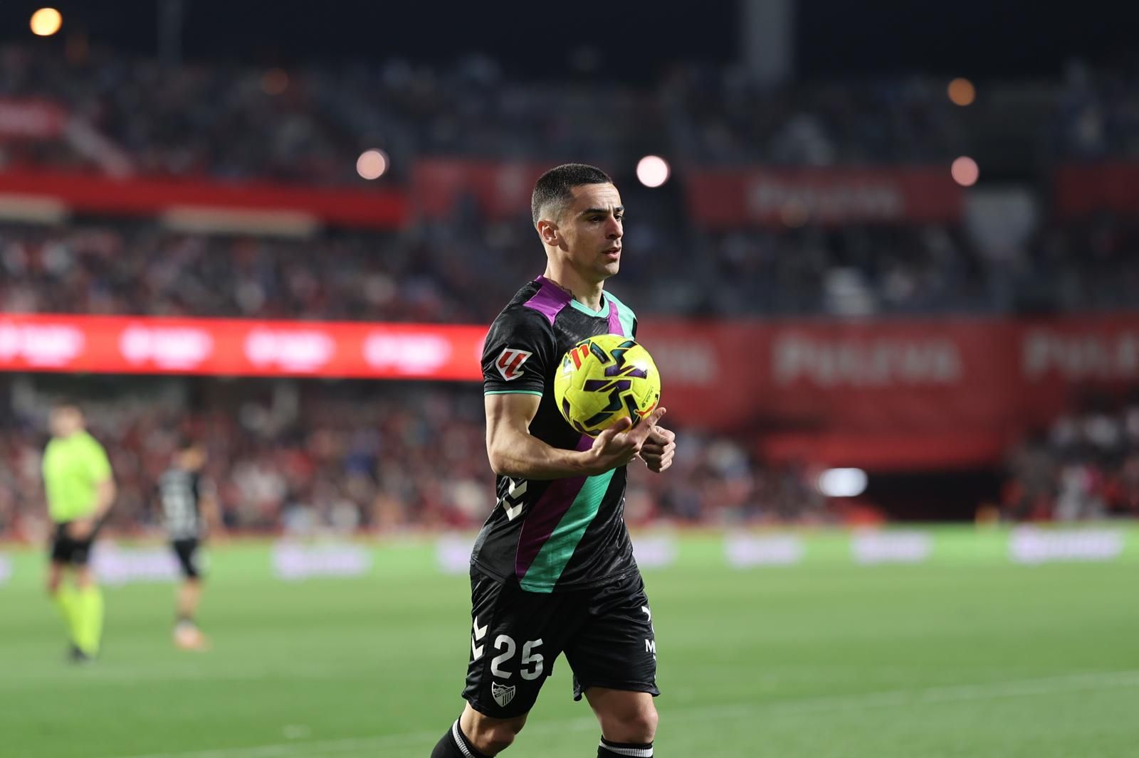 El Granada-Málaga CF, en fotos